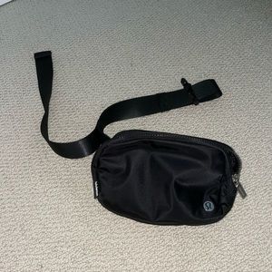 Lululemon belt bag